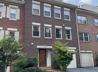 5105 Skyline Village Ct #8, Alexandria, VA 22302
