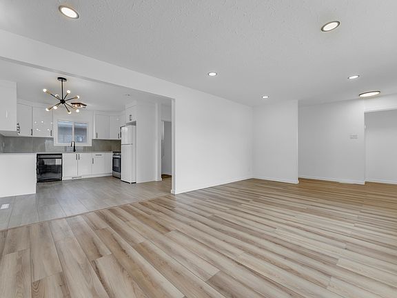 4th image of 13116 128a Ave NW