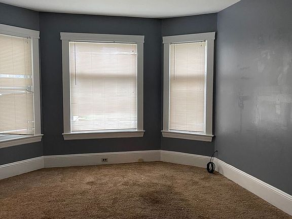 5th image of 1820 W 57th St #10670657