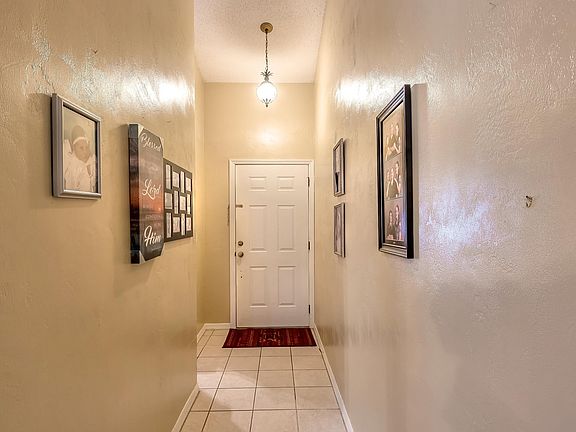 4th image of 5572 Trail Side Dr
