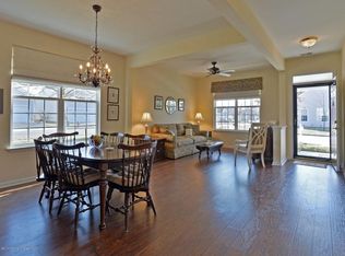 33 Criollo Rd, Manalapan, NJ 07726