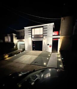 2806 36th Ave - Main Image