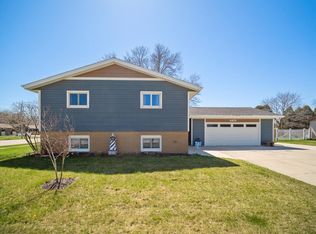 4401 Just Ct, Manitowoc, WI 54220