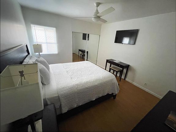 5th image of 6229 Auckland Ave