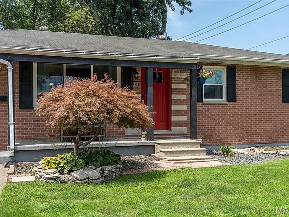 2nd image of 3241 Colgate Pl