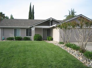 9521 Helio Dr, Sacramento, CA