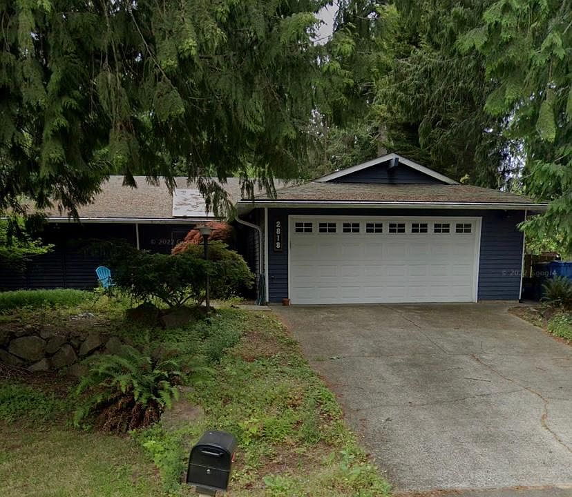 1st image of 2818 NE 203rd St