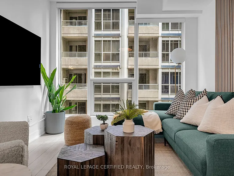 15 Mercer St #705 — Photo 2