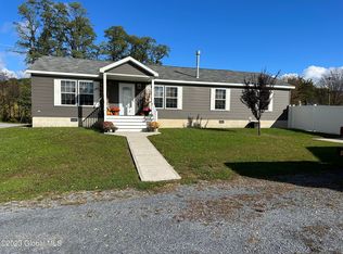 28 Lincoln Hill Rd, Eagle bridge, NY 12057