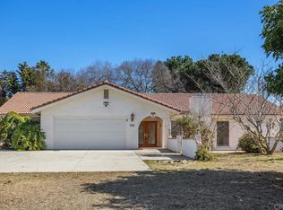 1093 Beaumont Cir, Vista, CA 92084