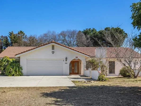 1093 Beaumont Cir, Vista, CA 92084