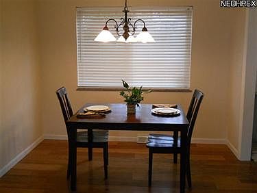 4th image of 24360 Oakhill Dr