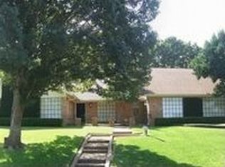 3110 Wooded Acres Dr, Waco, TX 76710