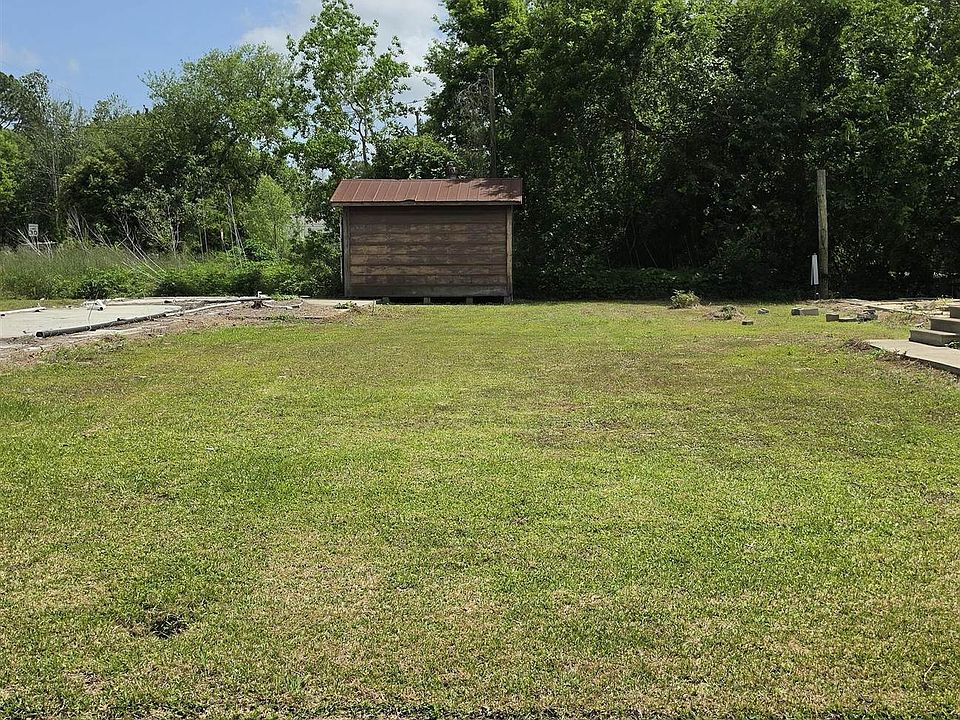2nd image of 3524 10th St