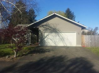 1092 Cedar Ct, Creswell, OR 97426