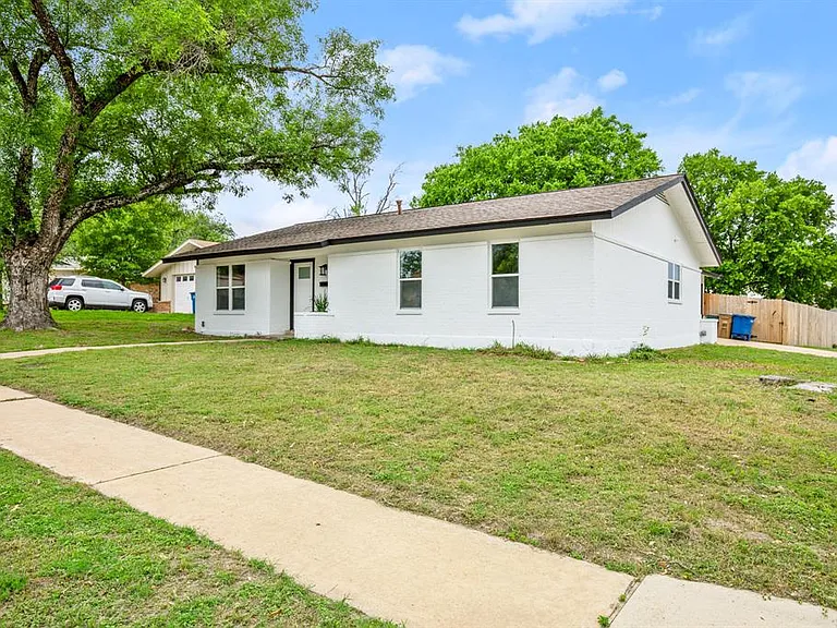 9006 Lodge Ct — Photo 20