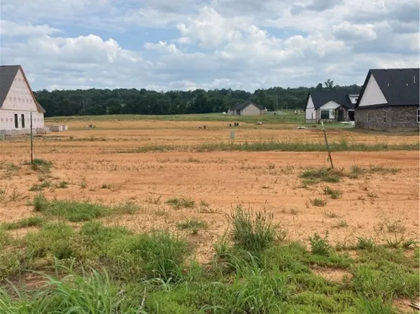 605 Turnbow Dr, Greenwood, AR 72936