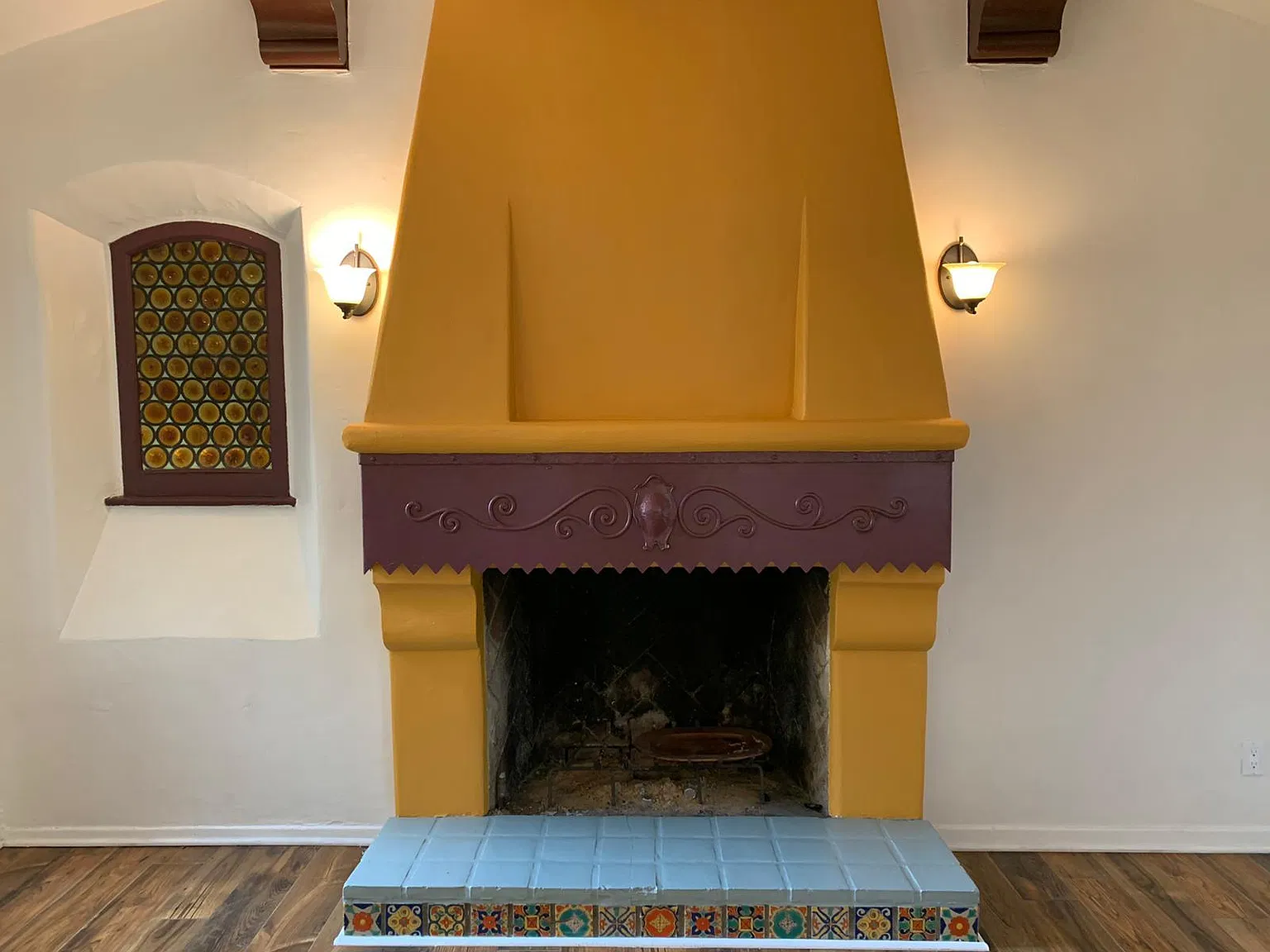 3 bed, 2000 sqft, $4,399 — Photo 4