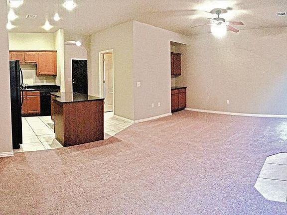 3rd image of 3231 W Montrail Pl