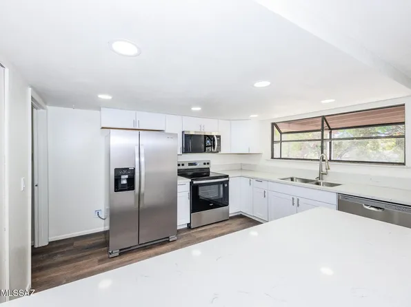 1241 N Camino Seco, Tucson, AZ 85715