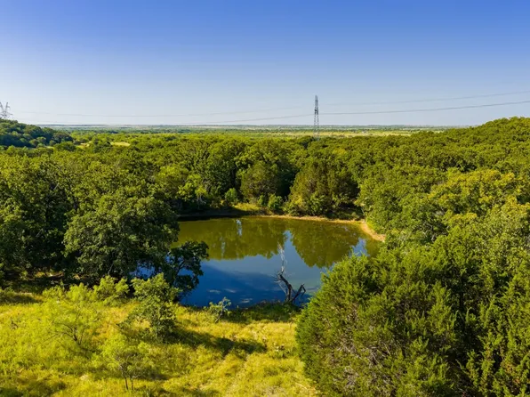 1655-1659 Nash Rd, Jacksboro, TX 76458