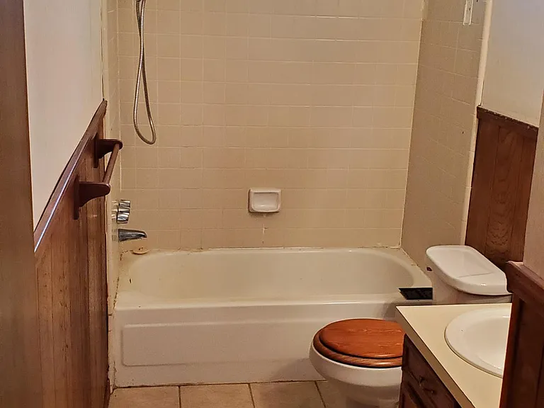 705 N Overlook Dr — Photo 10