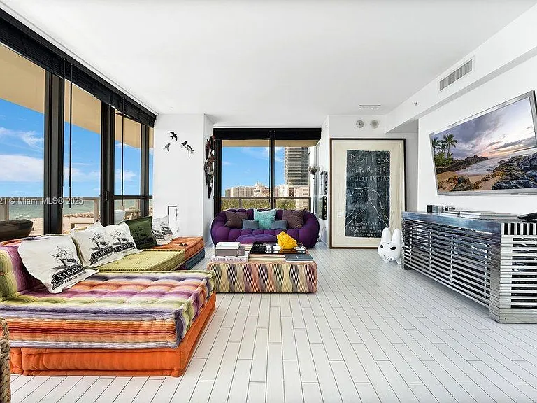 2201 Collins Ave #628 — Photo 9
