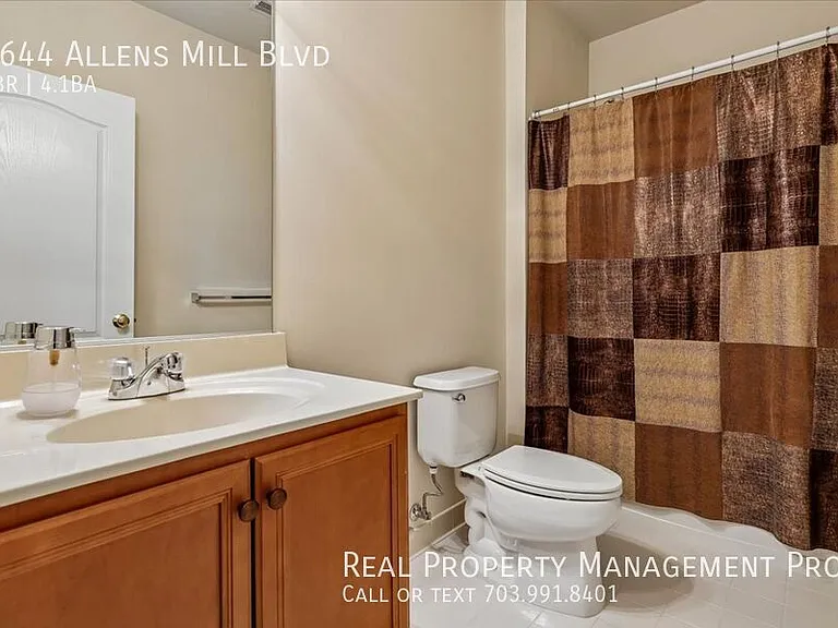 4644 Allens Mill Blvd — Photo 40