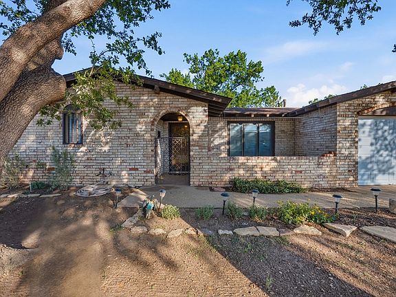 4th image of 3215 Camarie Ave