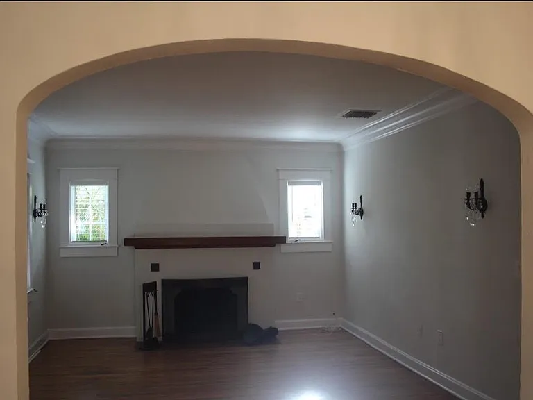 504 Aragon Ave — Photo 7