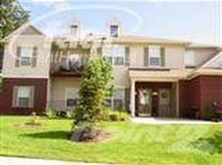 763 Eagle Dr, Fenton, MI 48430