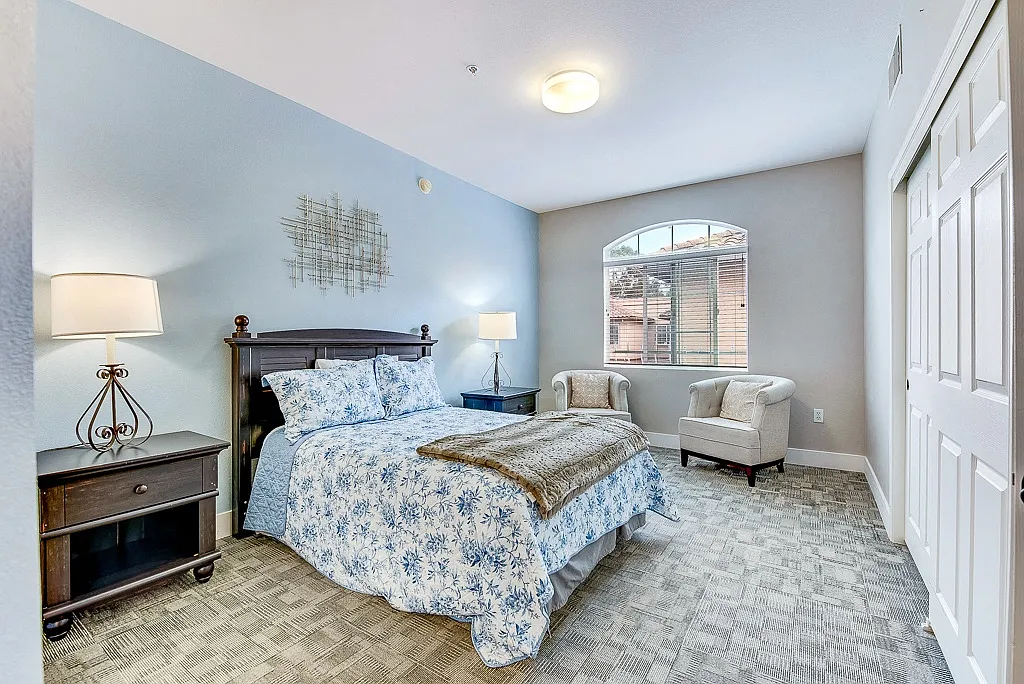 Gateway Park - 55+ Active Adult Apartments — Photo 3
