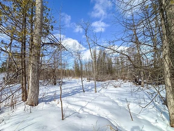 5th image of Kitter Rd