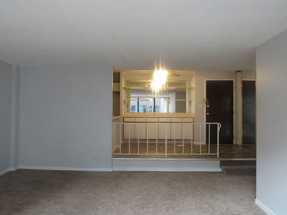 3rd image of 230 E Ontario St APT 1306