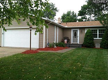 1st image of 3887 Buckingham Dr