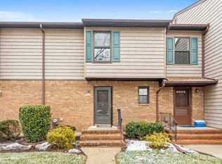 103 Pheasant Run, Edison, NJ 08820