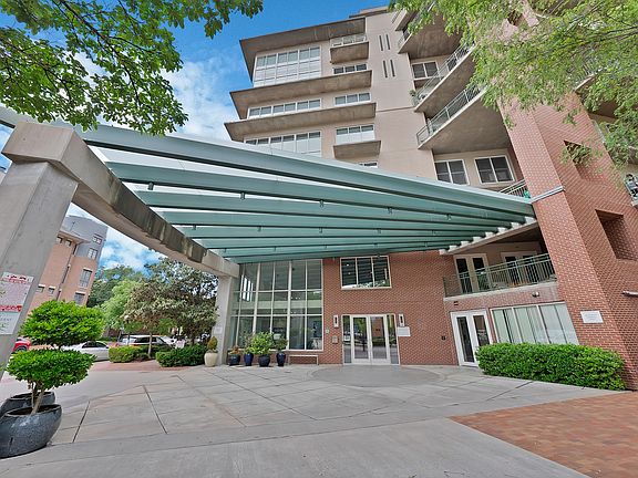 2nd image of 5055 Addison Cir Penthouse 434