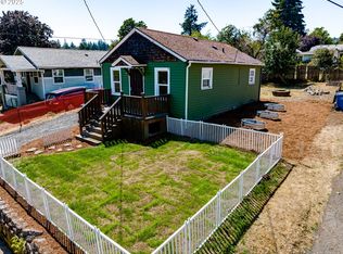 907 NW Greeley St, Camas, WA 98607