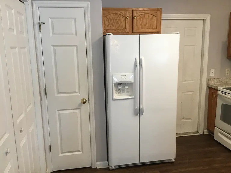 38 Sandy Pointe Dr — Photo 2