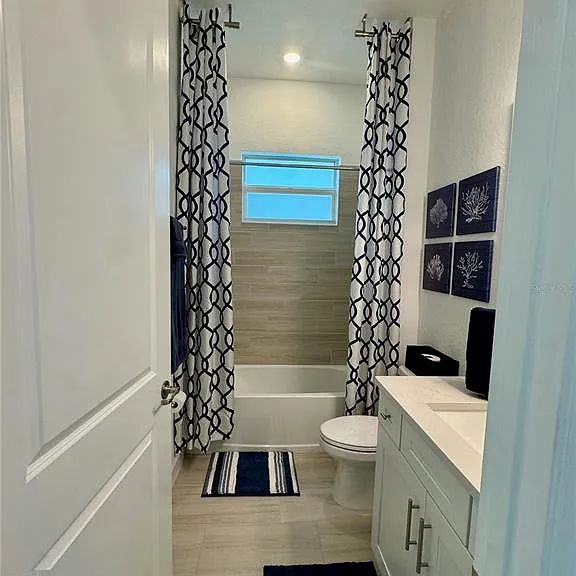5612 Lightning Whelk Ln — Photo 12