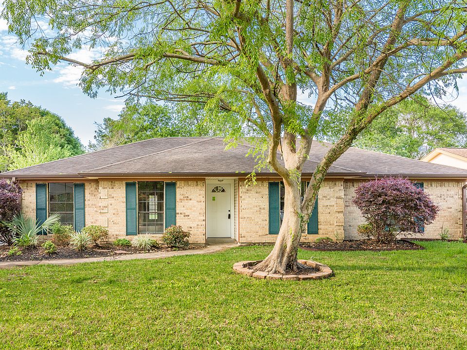 1st image of 12990 Larch Ln