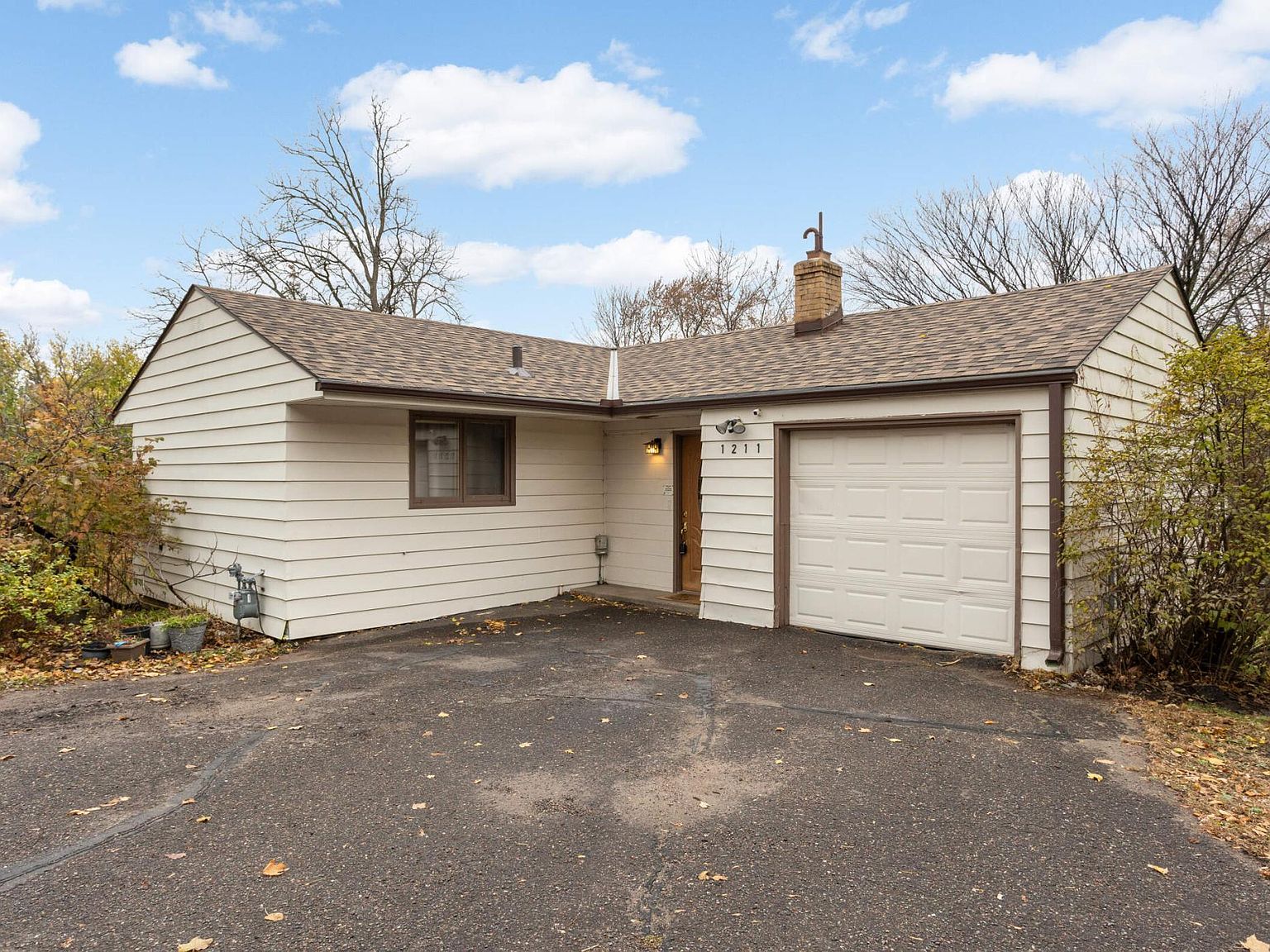 1211 Delaware Ave, Mendota Heights, MN 55118 | Zillow