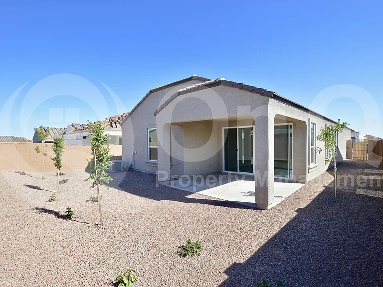 8502 W Millerton Way — Photo 21