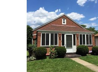 710 Dickson St, Youngstown, OH