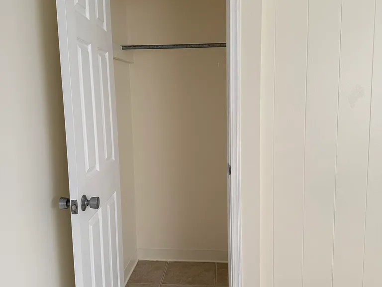 2226 Noah St — Photo 12
