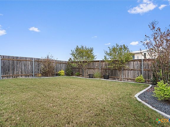 3rd image of 529 Peace Dr