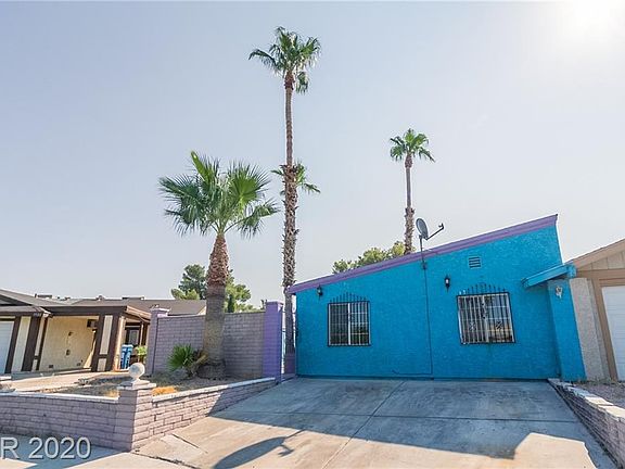 2nd image of 3930 Calle Del Sol