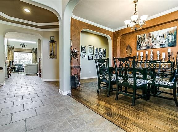 4th image of 1010 Potter Ave