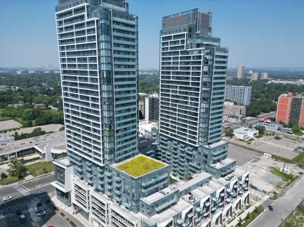 8 Olympic Garden Dr, Toronto, ON
