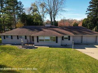 4025 N River Rd, Freeland, MI 48623